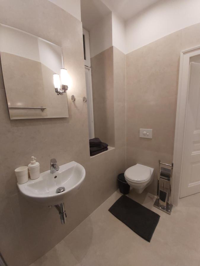 Angelika Apartments เวียนนา ภายนอก รูปภาพ