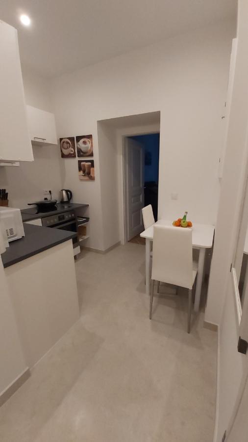 Angelika Apartments เวียนนา ภายนอก รูปภาพ